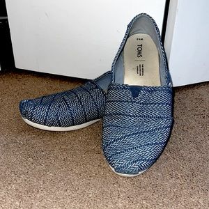 Toms shoes.